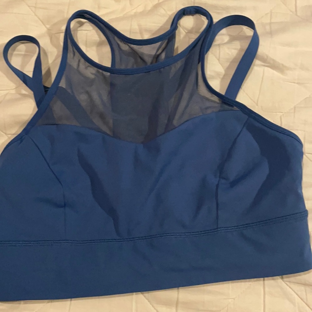 Lululemon mesh at the top and back jog bra strappy